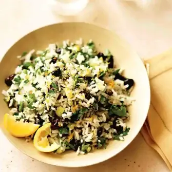 Рецепт салата из петрушки с лимонным рисом